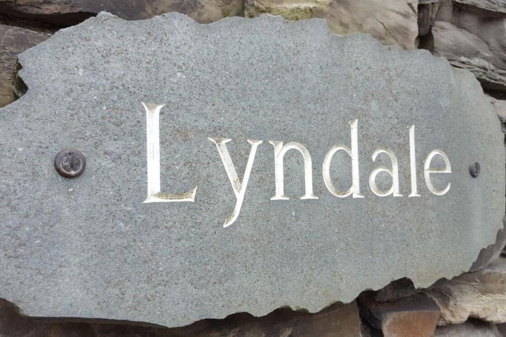 Lyndale Self-Catering Apartment Sleeps 4 Windermere Exteriör bild